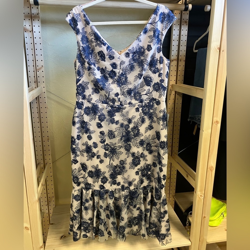 ✨ Gal Meets Glam “Rosemary” Dress – Size 16 – BNWT ✨ - Picture 2 of 7